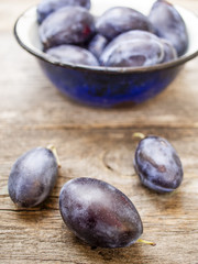 Plums in the bowl