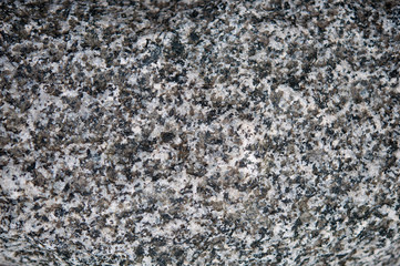 Granitsteine als Dekoration. Granitblock am Insel Rügen.