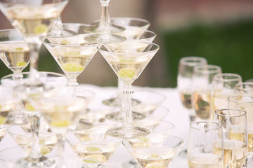 champagne pyramid on wedding party