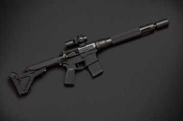 Assault semi-automatic rifle