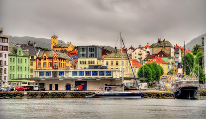 Naklejka premium The historic centre of Bergen above Vagen bay