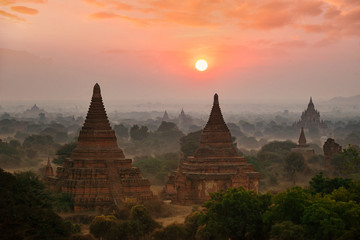 The Ancient temple in Bagan during sunrise , Myanmar - obrazy, fototapety, plakaty