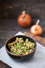 Risotto with brown rice, mushrooms and turmeric