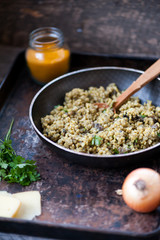Risotto with brown rice, mushrooms and turmeric