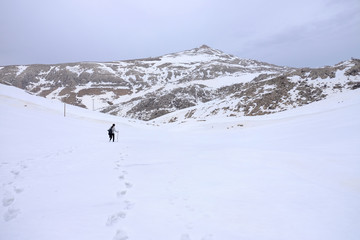 Fototapeta na wymiar winter Way to Mount Nemrut, Adiyaman, Turkey