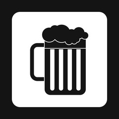 Beer mug icon in simple style isolated on white background. Drinks symbol