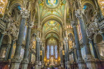 Fototapeta na wymiar Lyon/basilique Notre Dame de Fourvière à Lyon