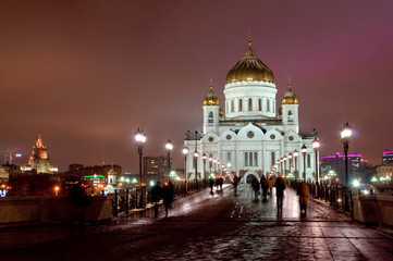 Fototapeta na wymiar Cathedral Of Christ The Savior at night.