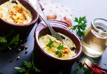 Eggs baked in sour cream