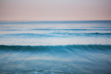 Fototapeta na wymiar Waves in ocean