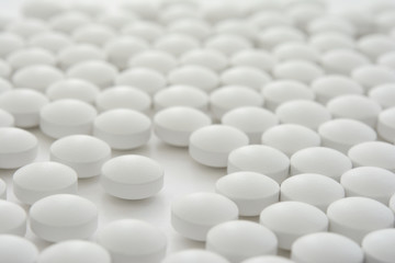 白色の錠剤
