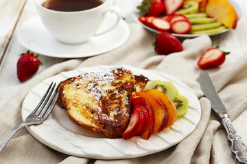 French toast with berries and fruits