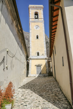 Levigliani, Italien, Toscana, Versilia, Apuinische Alpen, Wandern, Bergsteigen, Tropfsteinh&ouml;hle, Silbermine, Bergdorf, Ruge , Erholung, Einsamkeit, Stille, Wanderwege
