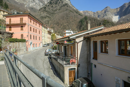 Levigliani, Italien, Toscana, Versilia, Apuinische Alpen, Wandern, Bergsteigen, Tropfsteinh&ouml;hle, Silbermine, Bergdorf, Ruge , Erholung, Einsamkeit, Stille, Wanderwege