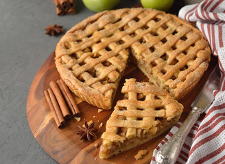 Apple pie with cinnamon