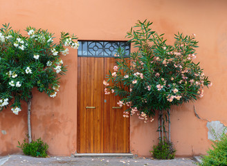 Entrance to the old Italian house