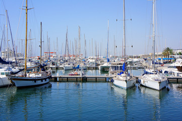 Fototapeta na wymiar Sailboats moored in the harbor