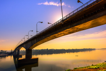 thai-lao borden bridge