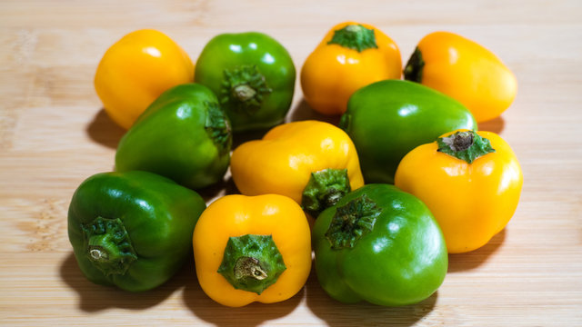 17 Best ミニパプリカ Images Stock Photos Vectors Adobe Stock