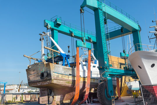 Ship Repair In Port