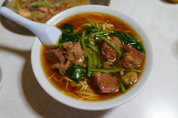ラーメン　豚バラ麺