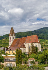 Fototapeta na wymiar church of St. Maurice, Spitz, Austria