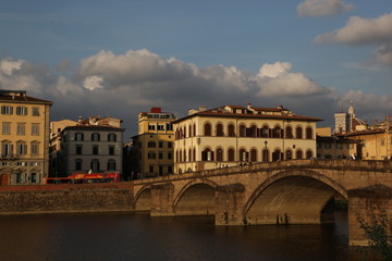 Fototapeta na wymiar Bridge over the Arno, Florence, Italy.