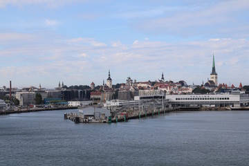 Fototapeta na wymiar Tallinn, Stadtansicht vom Schiff