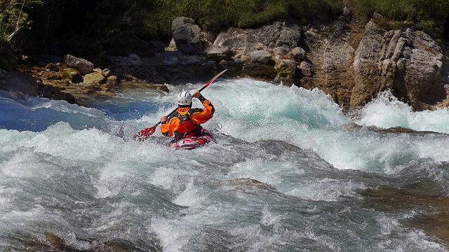 Canoeing in whitewater 
