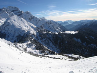 montagna innevata