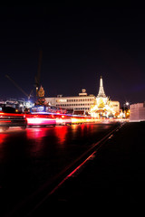 Obraz premium Bangkok cityscape at night