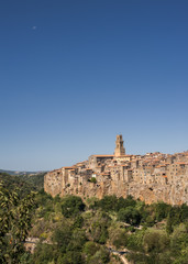 Fototapeta na wymiar pitigliano famous Etruscan village