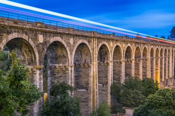 Fototapeta na wymiar Puente tren Lugo