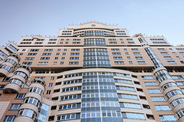 Fototapeta na wymiar Large modern residential building, view from below