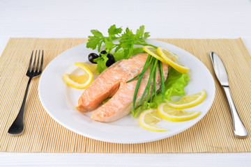 Salmon with lemon