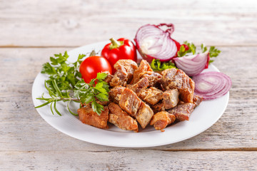Fried pork greaves