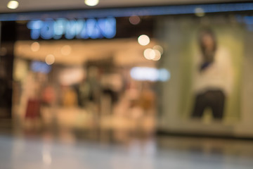 Shopping mall blur background with bokeh