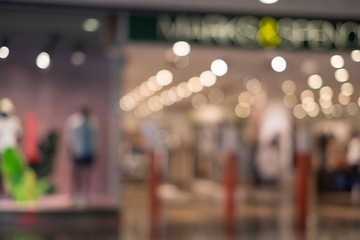 Blurred background : Customer shopping