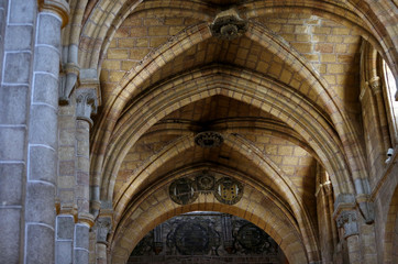 Naklejka premium Iglesia Parroquial de San Pedro,templo románico ubicado en Ávila,en la Plaza de Santa Teresa o Plaza del Mercado Grande.Castilla y León,España. 
