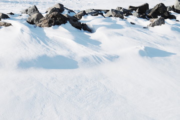 snow cower stones