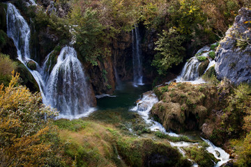 Fototapeta na wymiar Small waterfalls in the mountains