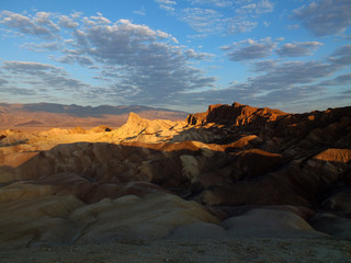 Fototapeta na wymiar Sunrise at Zabriskie Point, Death Valley NP (USA)