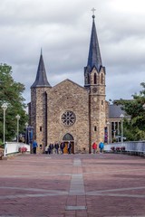 Fototapeta na wymiar Martin-Luther-Kirche - Bad Neuenahr - Eingang