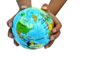 para tener el mundo en nuestras manos nuestra empresa debe de tener visión hacia el futuro y los...