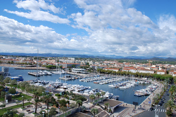 Fototapeta premium Vues aériennes depuis la grande roue du port de Saint-Raphaël