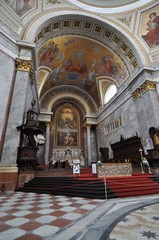 Fototapeta na wymiar Esztergom Basilica interior