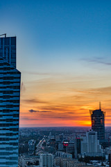 Panorama Warszawy o zachodzie słońca z wysoka