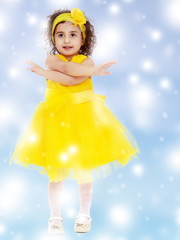 Little girl gesturing with hands