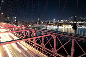 New York Brooklyn Bridge bei Nacht Skyline