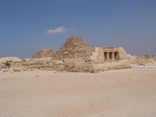 Fototapeta na wymiar Pyramids Egypt